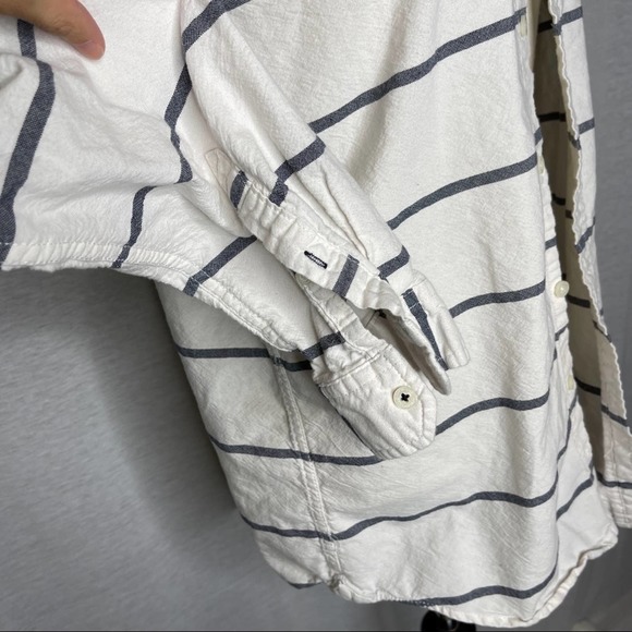 A25). Aeropostale NYC Men Button Down Shirt Long Sleeve - Picture 11 of 15